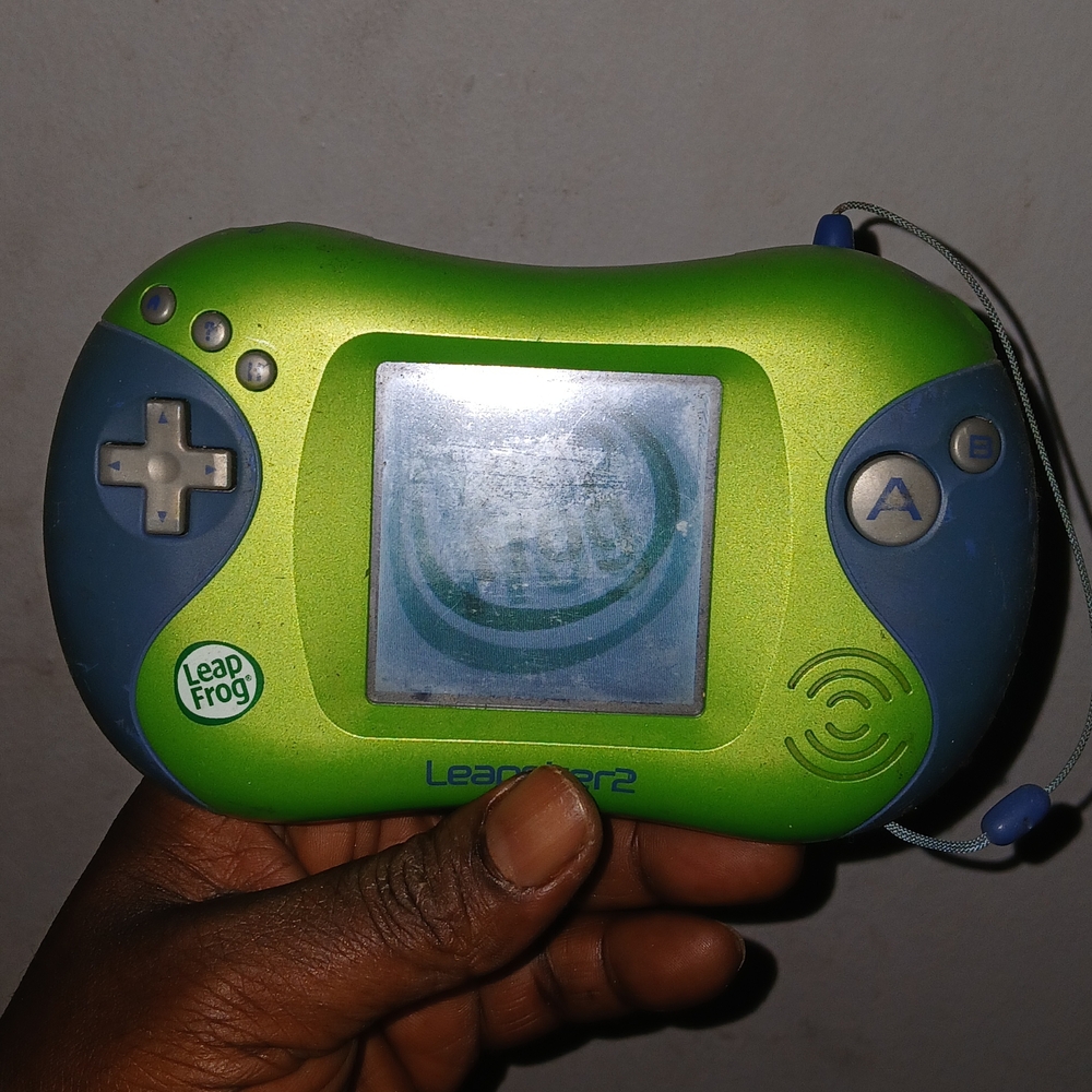 LeapFrog Leapster2 Interactive Handheld Console